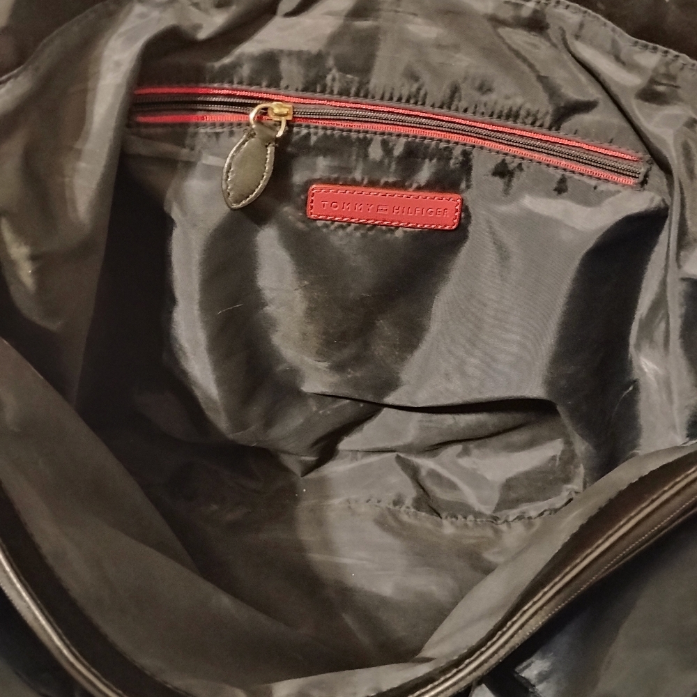 Tommy Hilfiger Tote Bag - Picture 7 of 8